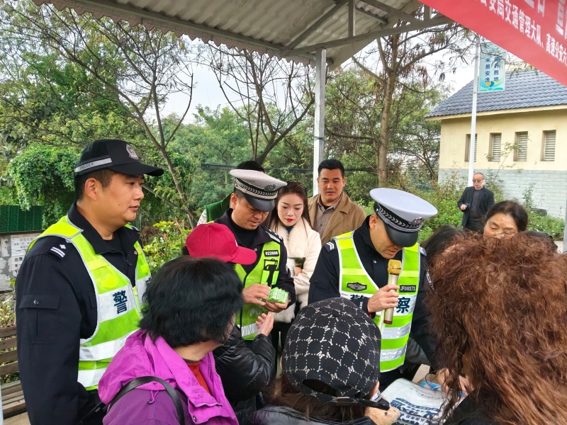 微信图片_2025-12-03_091651_452.jpg 微信图片_2025-12-03_091651_452.jpg